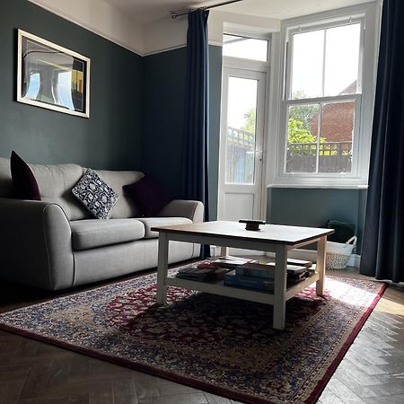 Cartref - Fully Equipped And Stunning Town Flat Apartment Shrewsbury Bagian luar foto