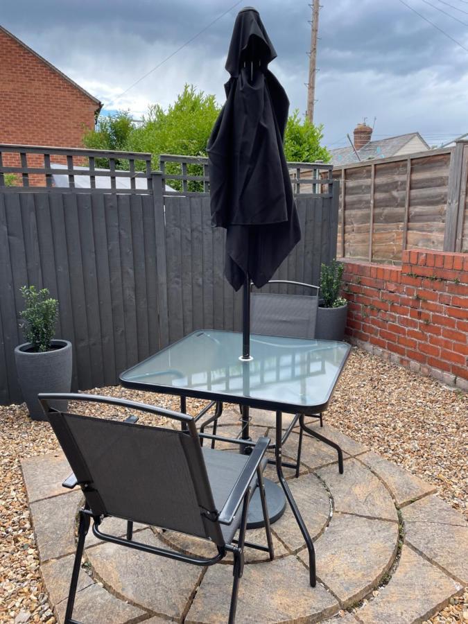 Cartref - Fully Equipped And Stunning Town Flat Apartment Shrewsbury Bagian luar foto