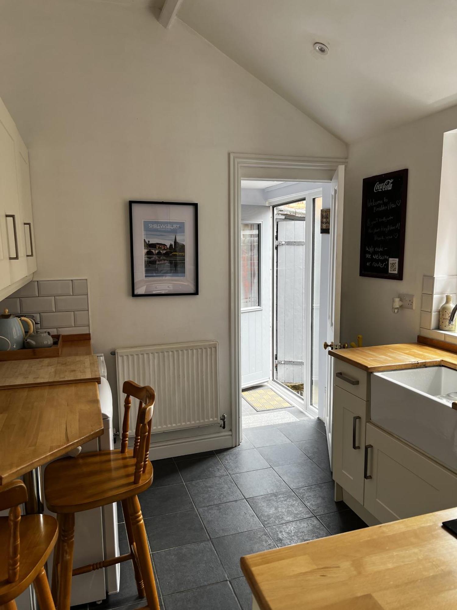 Cartref - Fully Equipped And Stunning Town Flat Apartment Shrewsbury Bagian luar foto
